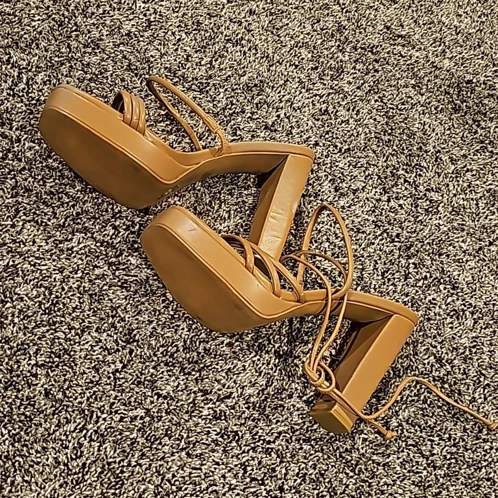 Jeffery Campbell Cream High Heels - Picture 3 of 3